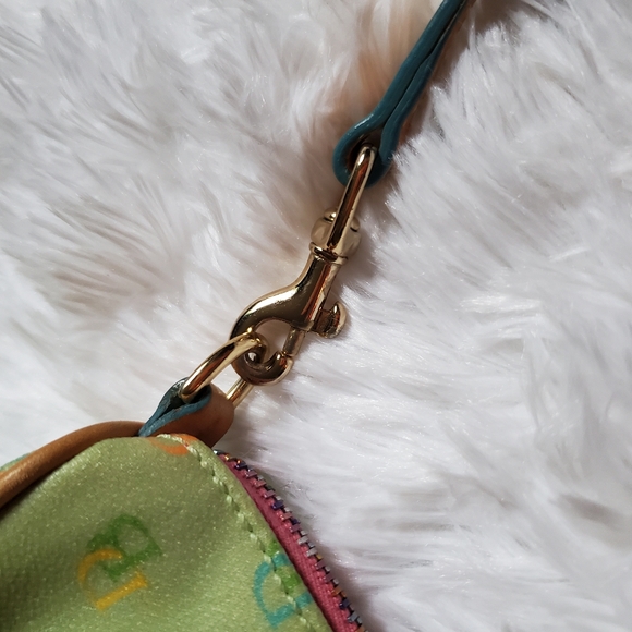 Dooney & Bourke mini barrel bag celery rainbow monogram - Picture 7 of 10